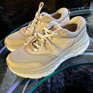 HOKA Bondi L sneakers